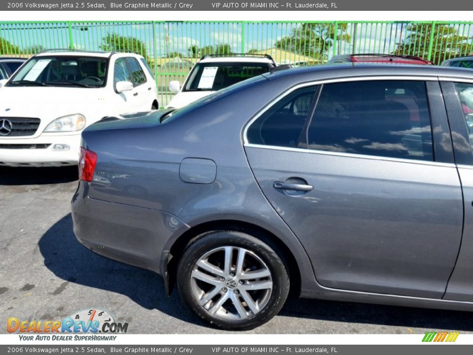 2006 Volkswagen Jetta 2.5 Sedan Blue Graphite Metallic / Grey Photo #9