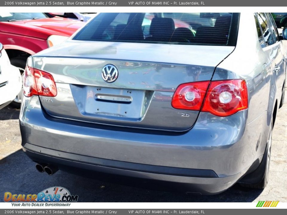 2006 Volkswagen Jetta 2.5 Sedan Blue Graphite Metallic / Grey Photo #14