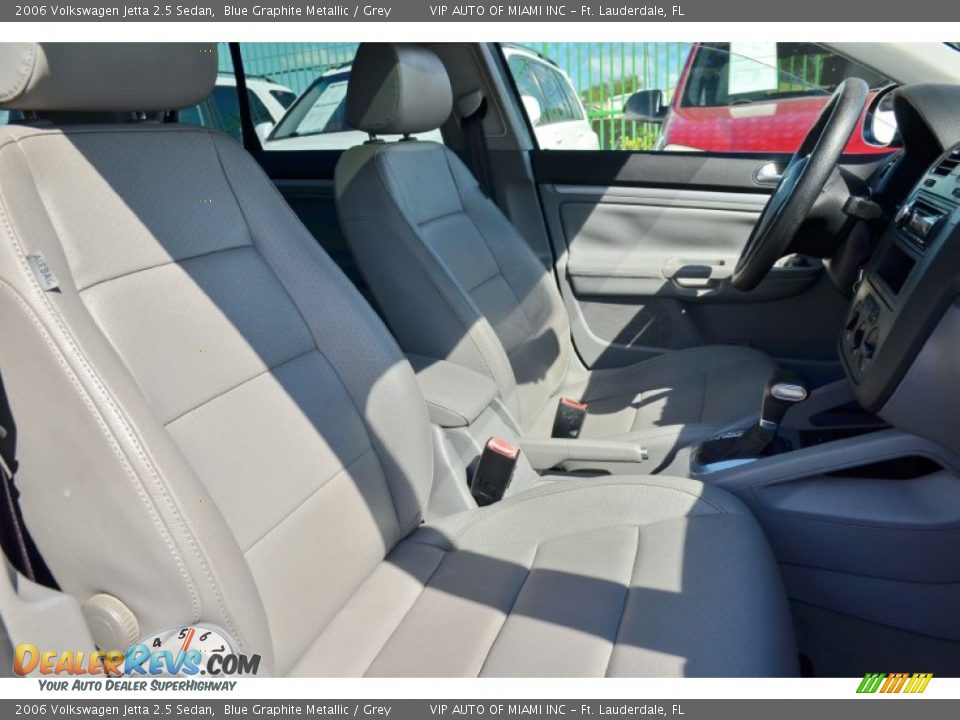2006 Volkswagen Jetta 2.5 Sedan Blue Graphite Metallic / Grey Photo #18