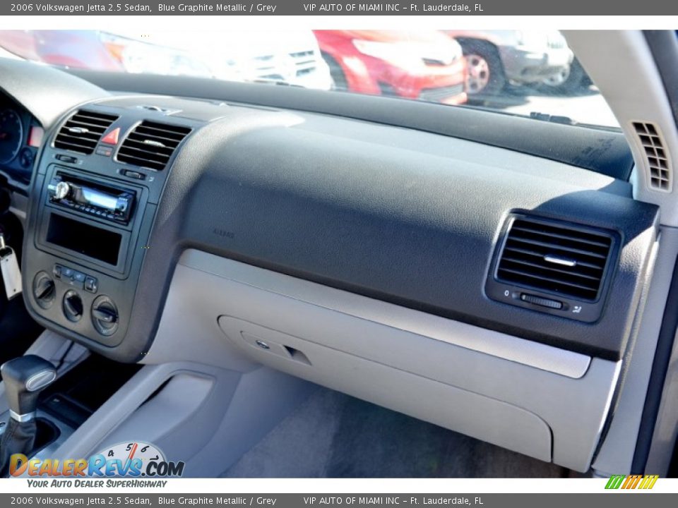 2006 Volkswagen Jetta 2.5 Sedan Blue Graphite Metallic / Grey Photo #21