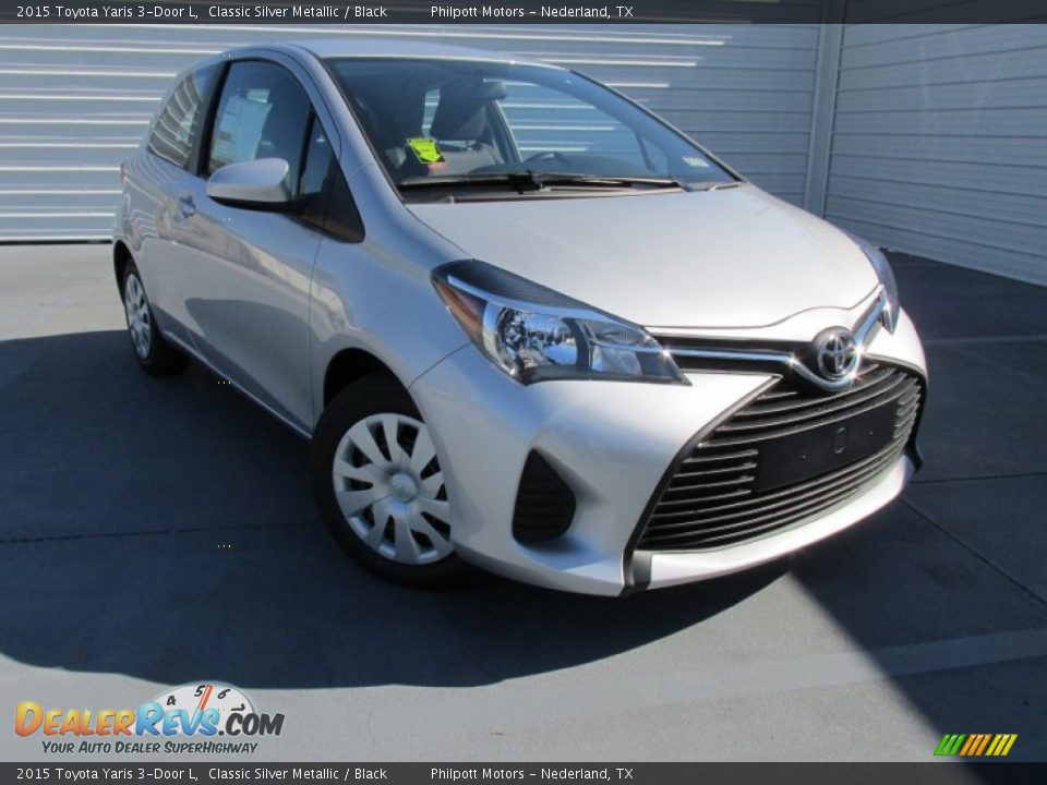 2015 Toyota Yaris 3-Door L Classic Silver Metallic / Black Photo #1