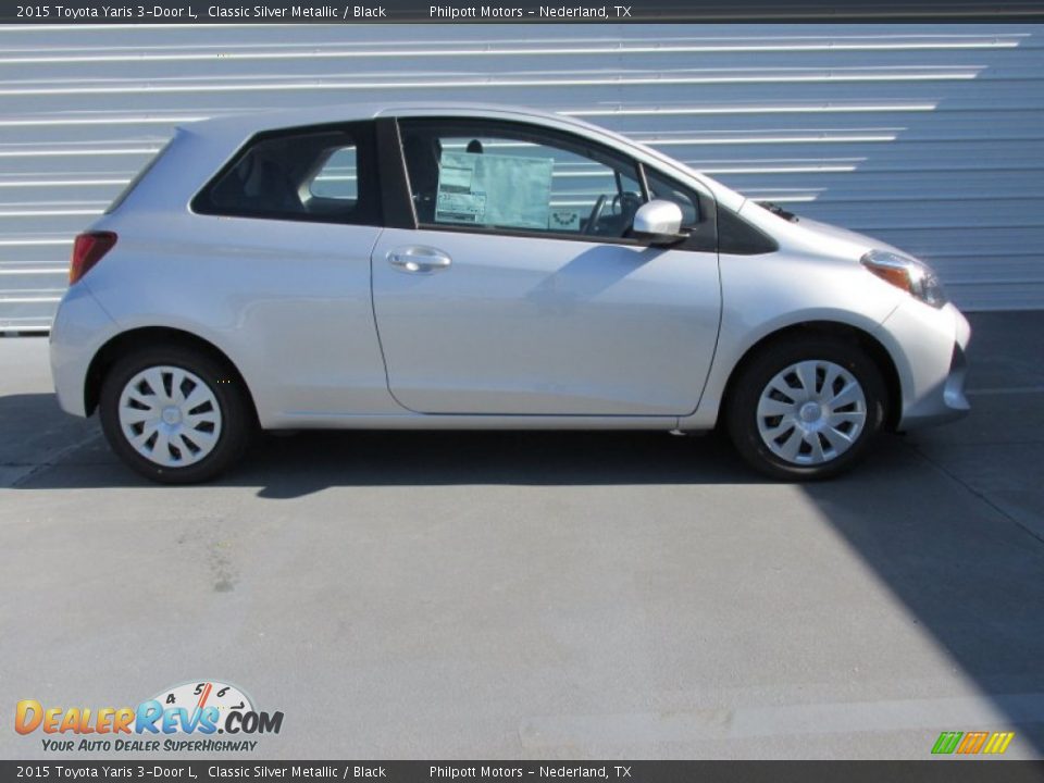 Classic Silver Metallic 2015 Toyota Yaris 3-Door L Photo #3