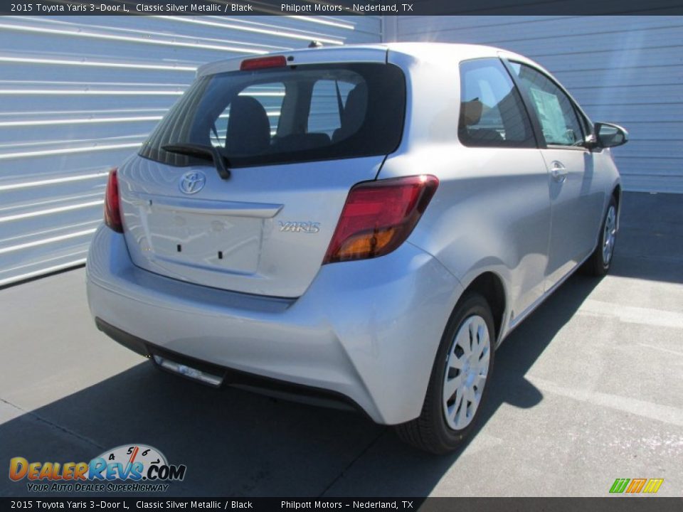 2015 Toyota Yaris 3-Door L Classic Silver Metallic / Black Photo #4