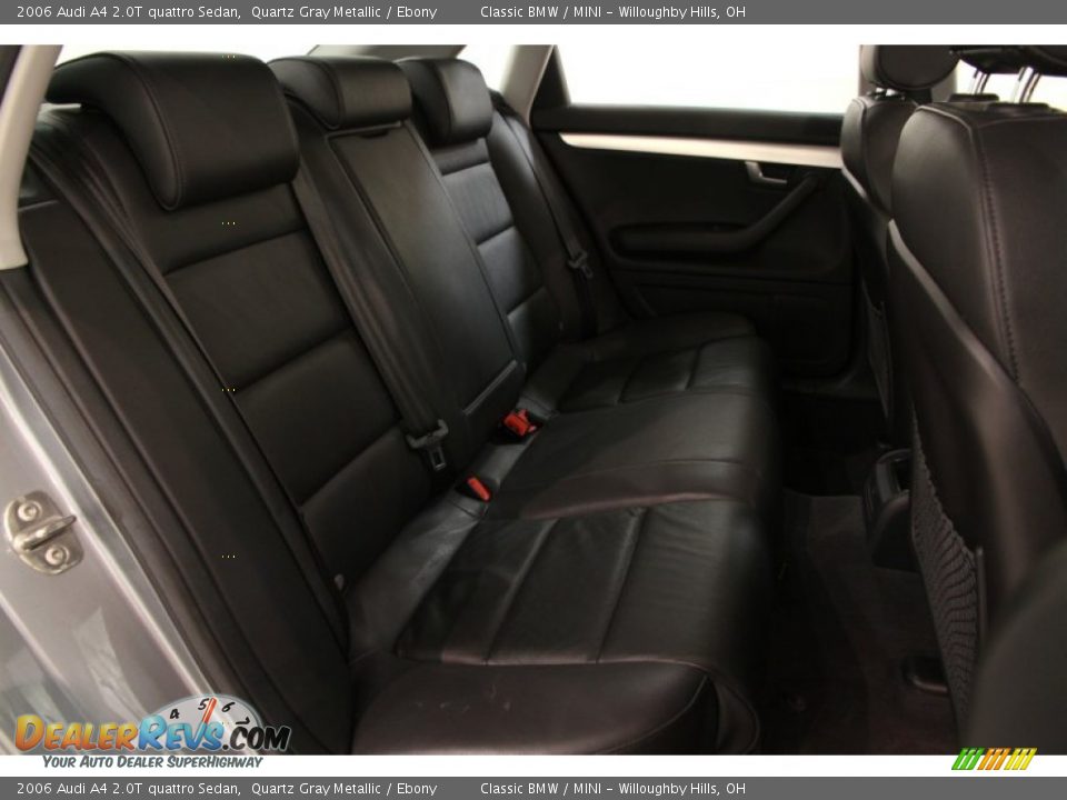 2006 Audi A4 2.0T quattro Sedan Quartz Gray Metallic / Ebony Photo #11