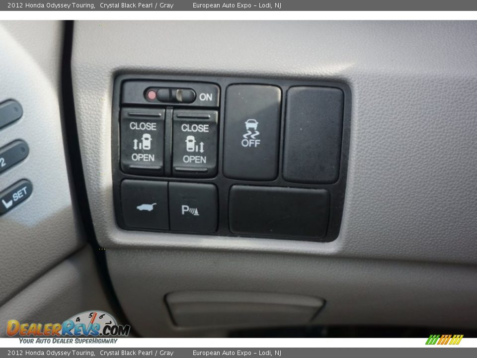 2012 Honda Odyssey Touring Crystal Black Pearl / Gray Photo #25