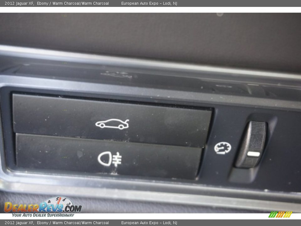 2012 Jaguar XF Ebony / Warm Charcoal/Warm Charcoal Photo #20
