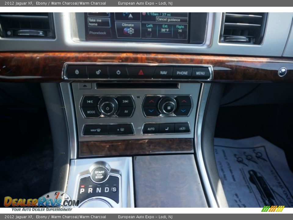 2012 Jaguar XF Ebony / Warm Charcoal/Warm Charcoal Photo #26