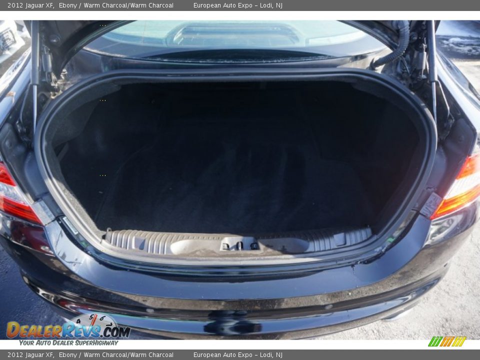 2012 Jaguar XF Ebony / Warm Charcoal/Warm Charcoal Photo #32