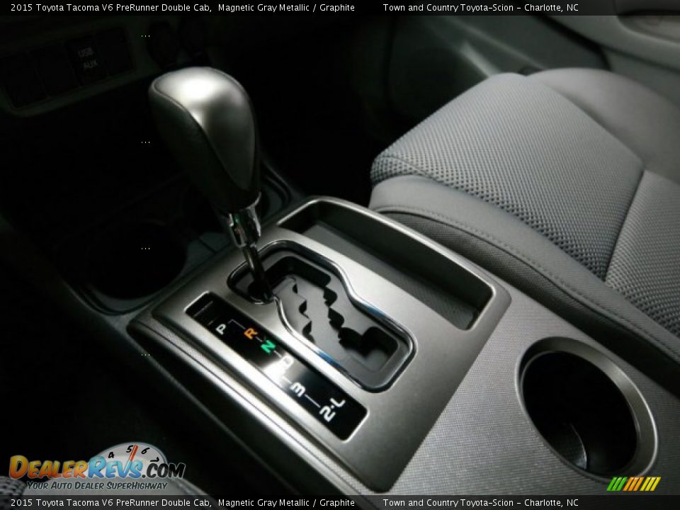 2015 Toyota Tacoma V6 PreRunner Double Cab Magnetic Gray Metallic / Graphite Photo #35