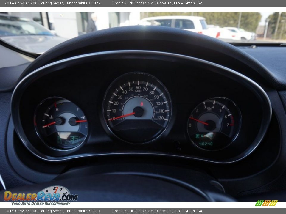 2014 Chrysler 200 Touring Sedan Bright White / Black Photo #19