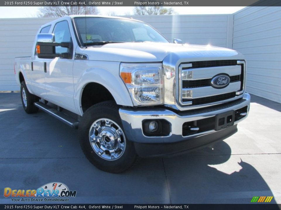 2015 Ford F250 Super Duty XLT Crew Cab 4x4 Oxford White / Steel Photo #2