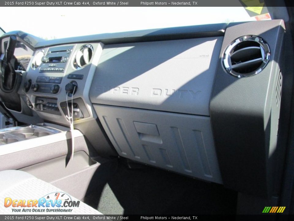 2015 Ford F250 Super Duty XLT Crew Cab 4x4 Oxford White / Steel Photo #19