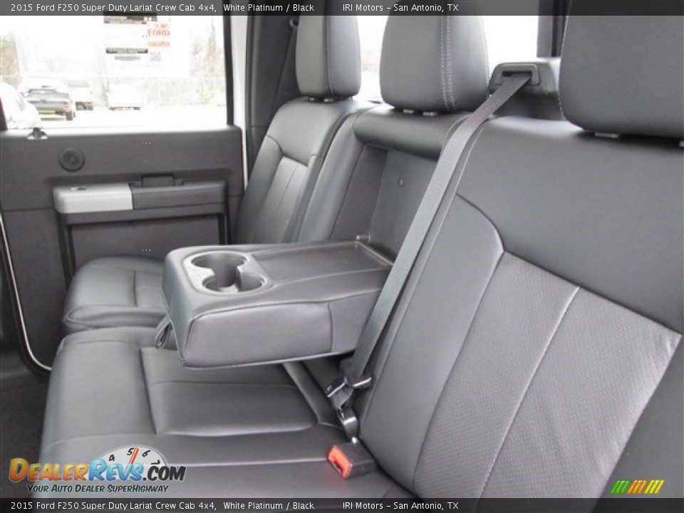2015 Ford F250 Super Duty Lariat Crew Cab 4x4 White Platinum / Black Photo #31