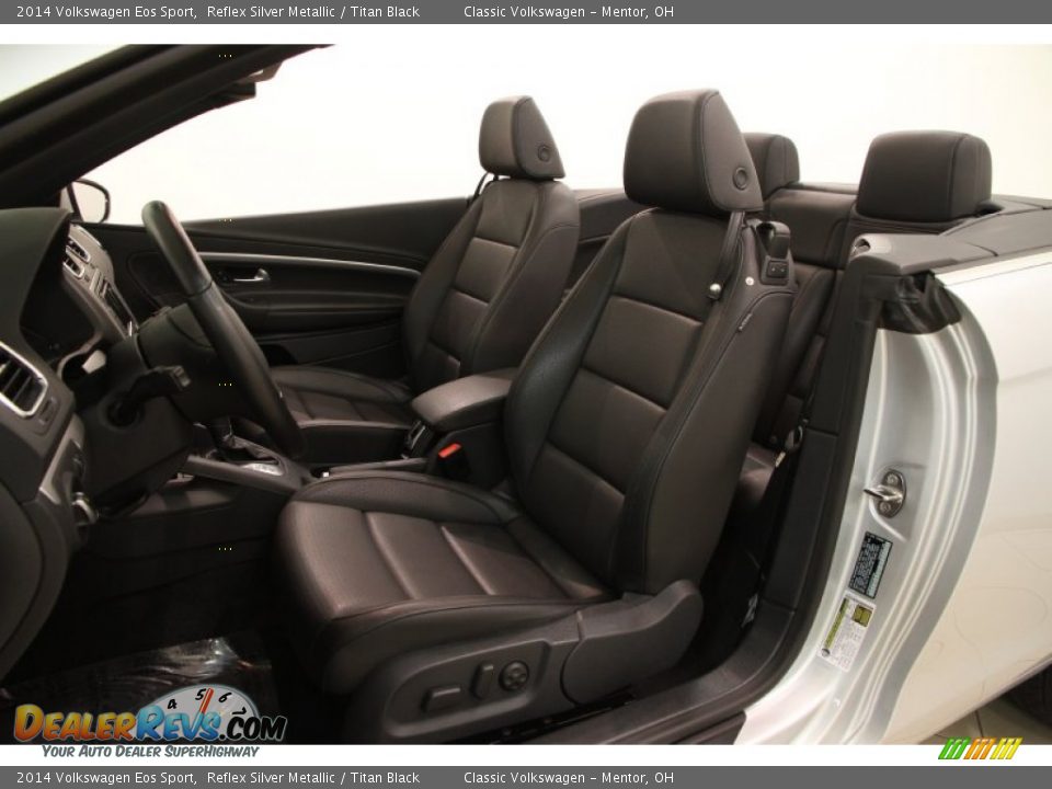 Front Seat of 2014 Volkswagen Eos Sport Photo #6