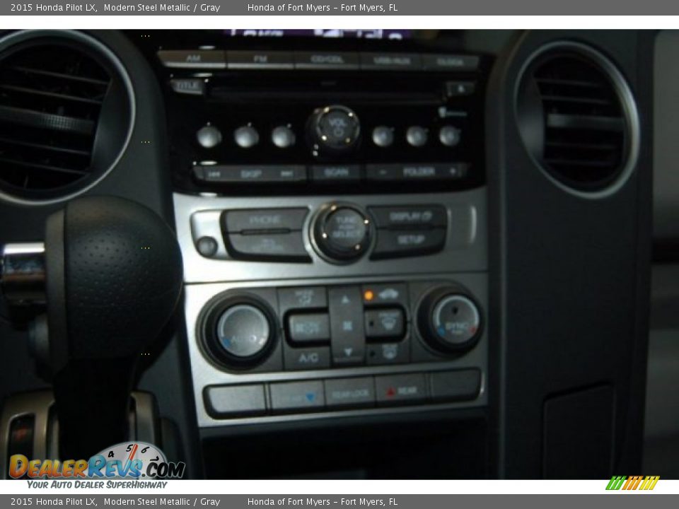 2015 Honda Pilot LX Modern Steel Metallic / Gray Photo #13