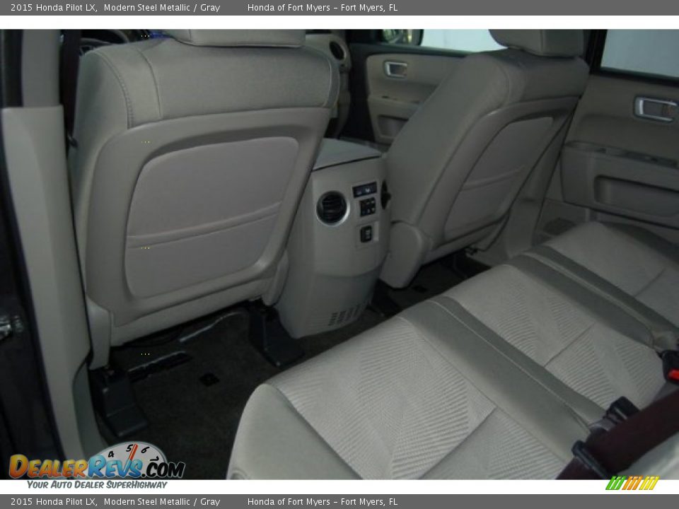 2015 Honda Pilot LX Modern Steel Metallic / Gray Photo #20