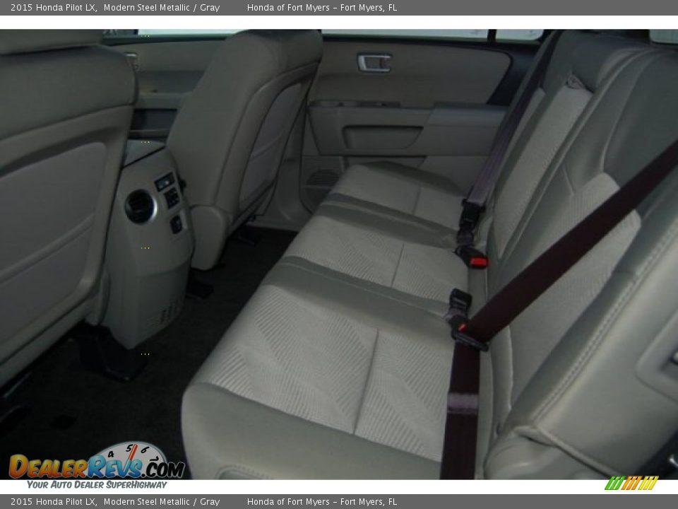 2015 Honda Pilot LX Modern Steel Metallic / Gray Photo #21