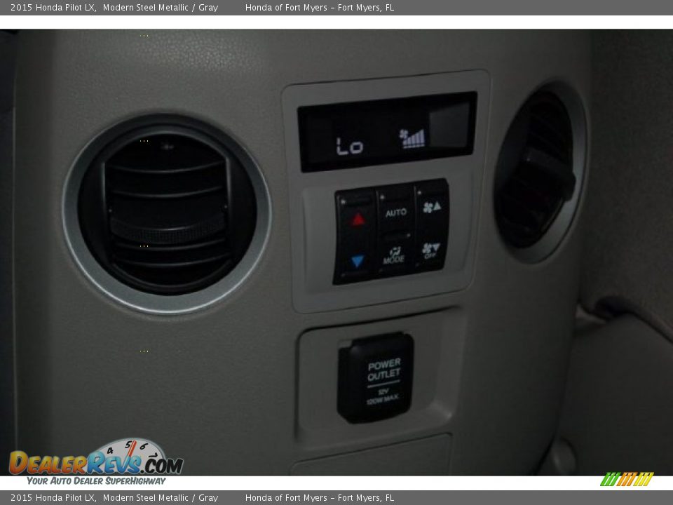 2015 Honda Pilot LX Modern Steel Metallic / Gray Photo #23