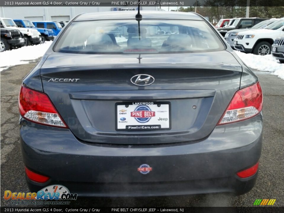 2013 Hyundai Accent GLS 4 Door Cyclone Gray / Gray Photo #8