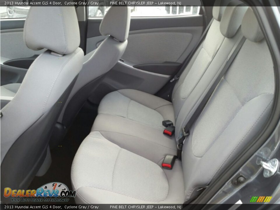 2013 Hyundai Accent GLS 4 Door Cyclone Gray / Gray Photo #11