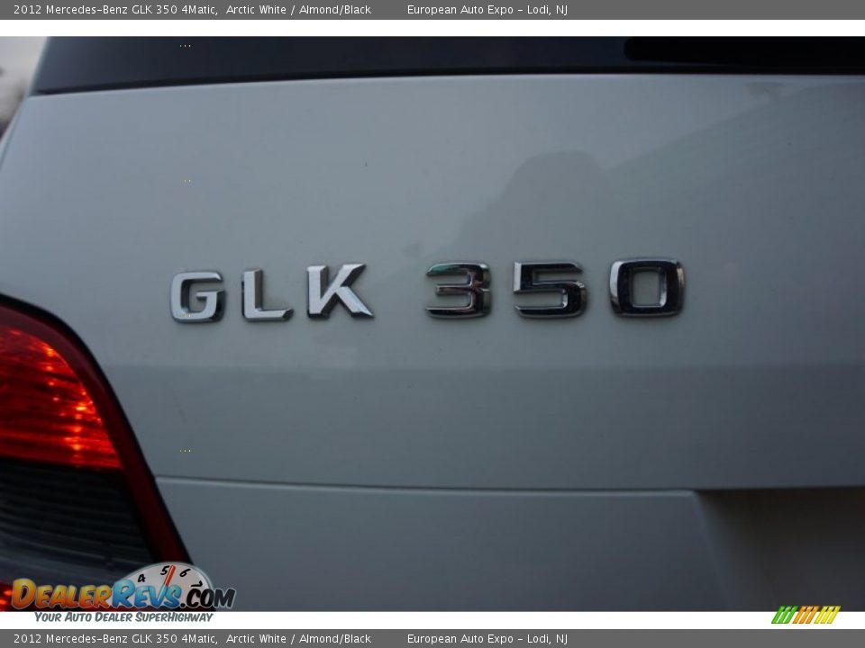 2012 Mercedes-Benz GLK 350 4Matic Arctic White / Almond/Black Photo #30