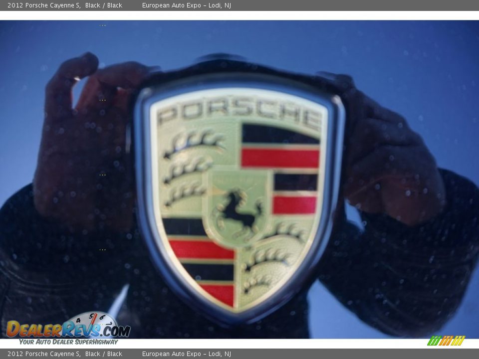 2012 Porsche Cayenne S Black / Black Photo #27