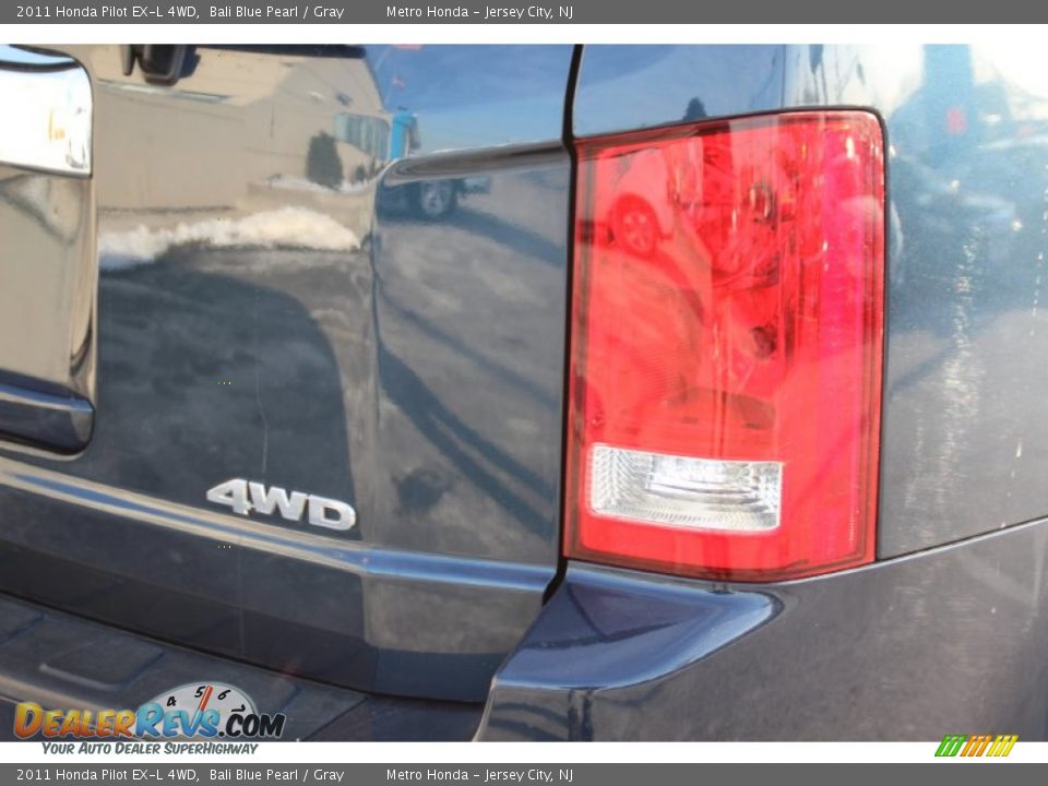 2011 Honda Pilot EX-L 4WD Bali Blue Pearl / Gray Photo #22