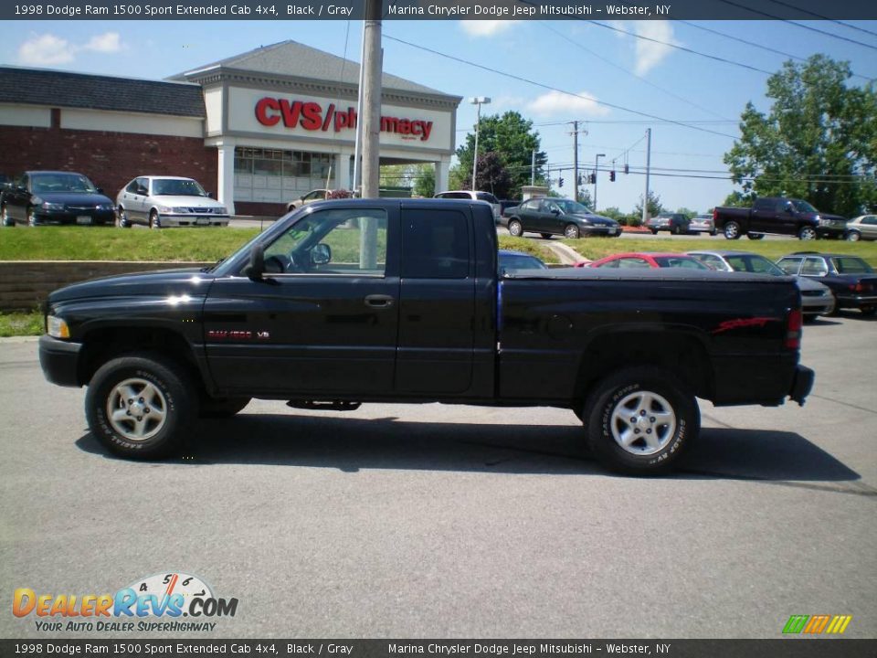 1998 Dodge Ram 1500 Sport Extended Cab 4x4 Black / Gray Photo #10