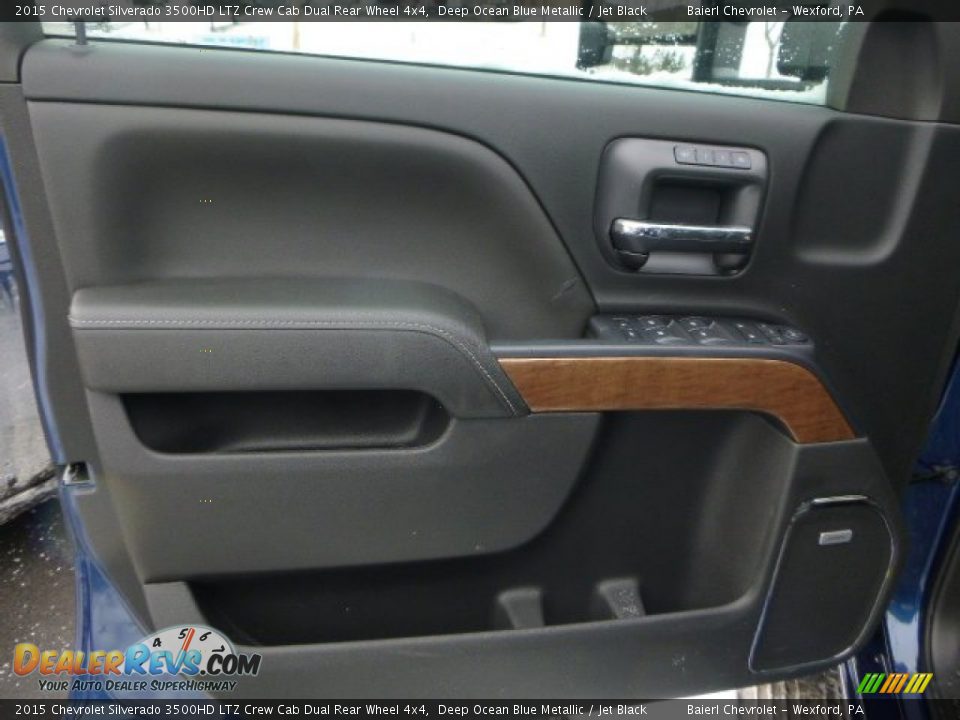 2015 Chevrolet Silverado 3500HD LTZ Crew Cab Dual Rear Wheel 4x4 Deep Ocean Blue Metallic / Jet Black Photo #17