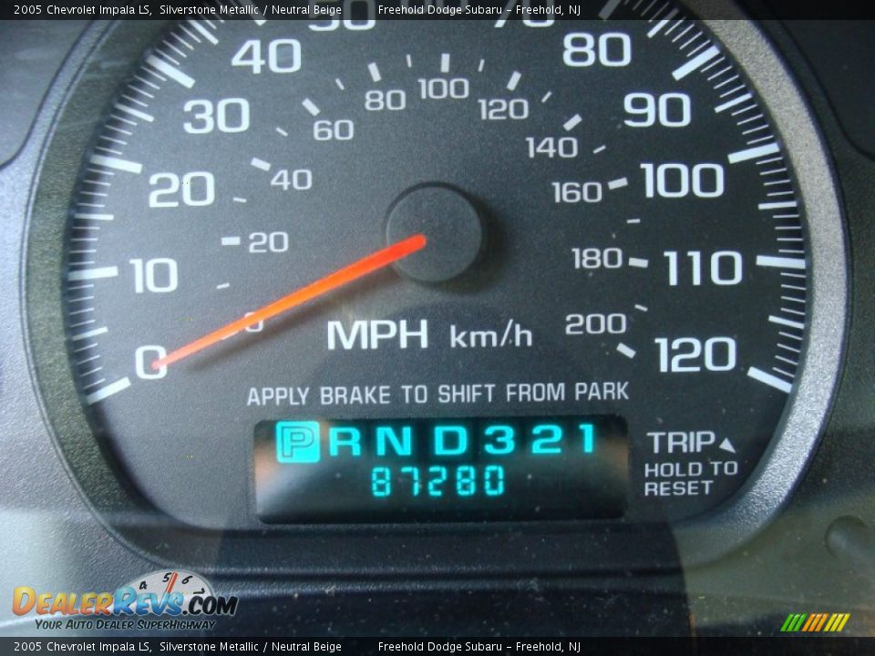 2005 Chevrolet Impala LS Silverstone Metallic / Neutral Beige Photo #20