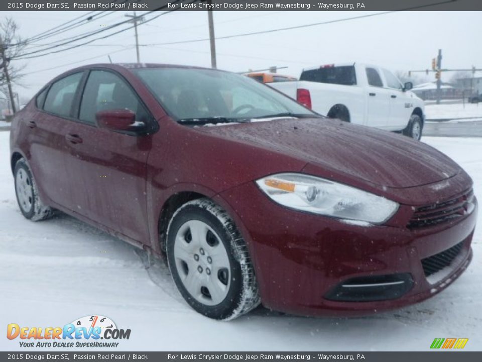 Front 3/4 View of 2015 Dodge Dart SE Photo #7