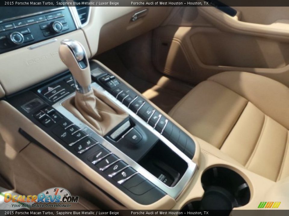 2015 Porsche Macan Turbo Shifter Photo #14