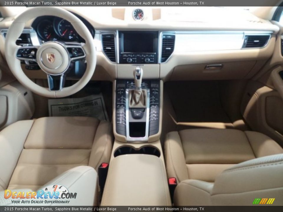 Dashboard of 2015 Porsche Macan Turbo Photo #24