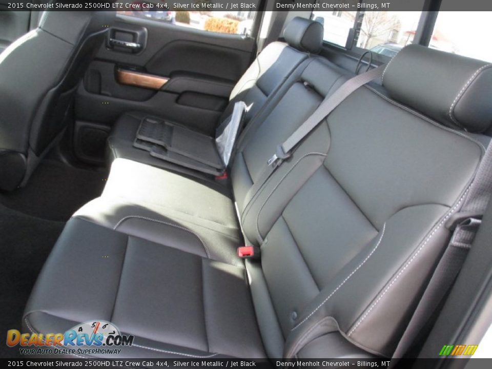 2015 Chevrolet Silverado 2500HD LTZ Crew Cab 4x4 Silver Ice Metallic / Jet Black Photo #9