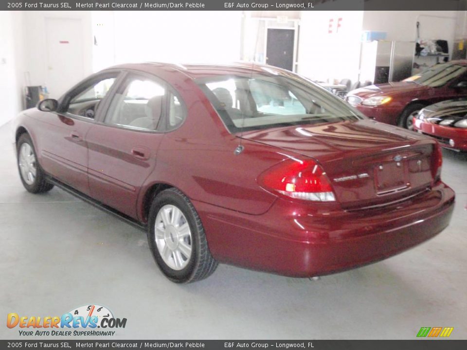 2005 Ford Taurus SEL Merlot Pearl Clearcoat / Medium/Dark Pebble Photo #3