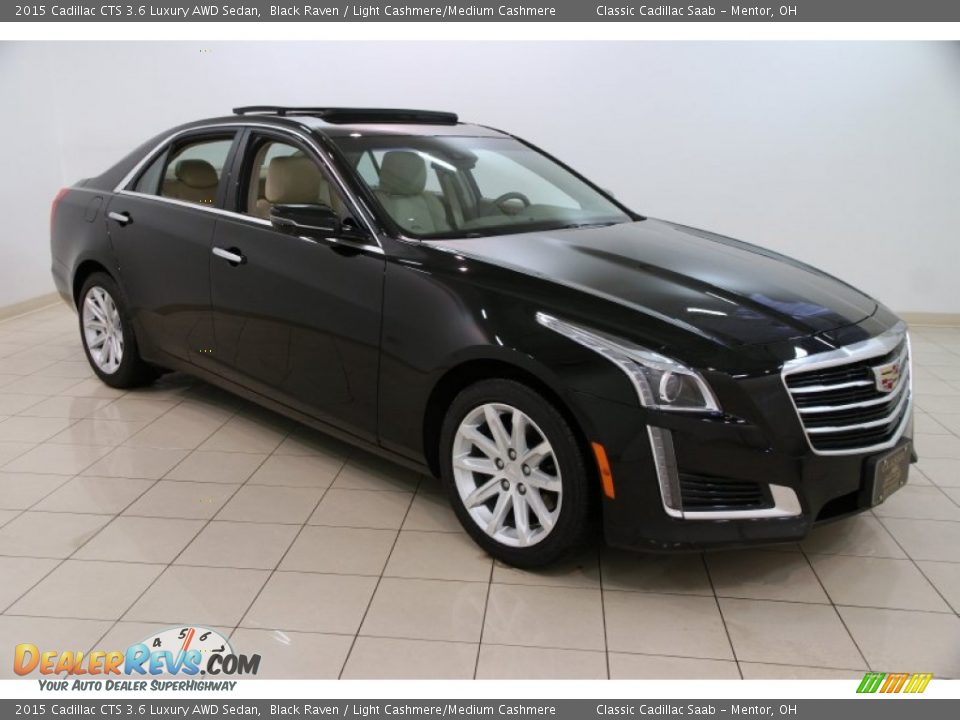 Front 3/4 View of 2015 Cadillac CTS 3.6 Luxury AWD Sedan Photo #1