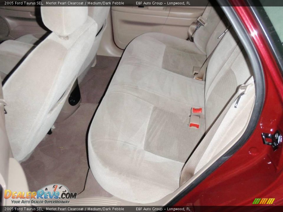 2005 Ford Taurus SEL Merlot Pearl Clearcoat / Medium/Dark Pebble Photo #8