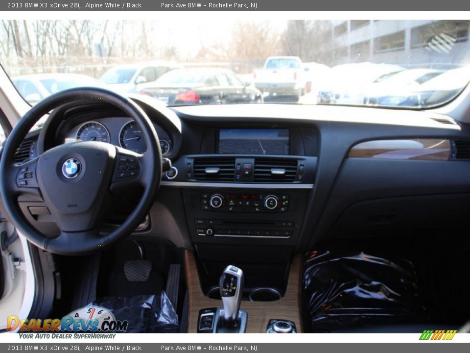 2013 BMW X3 xDrive 28i Alpine White / Black Photo #16