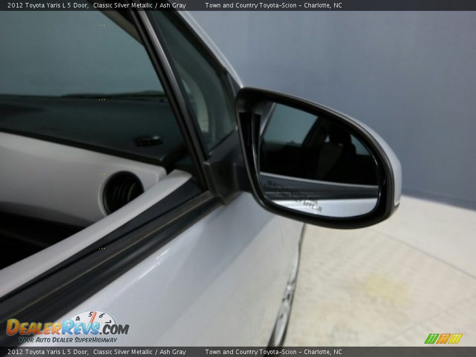 2012 Toyota Yaris L 5 Door Classic Silver Metallic / Ash Gray Photo #13