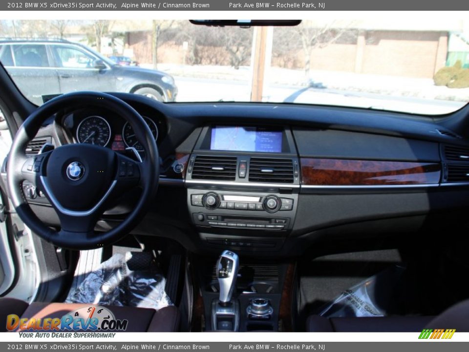 2012 BMW X5 xDrive35i Sport Activity Alpine White / Cinnamon Brown Photo #16