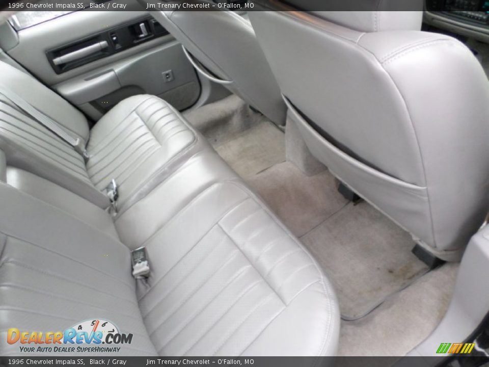 Rear Seat of 1996 Chevrolet Impala SS Photo #23