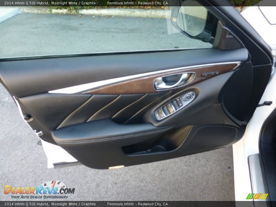 Door Panel of 2014 Infiniti Q 50S Hybrid Photo #20