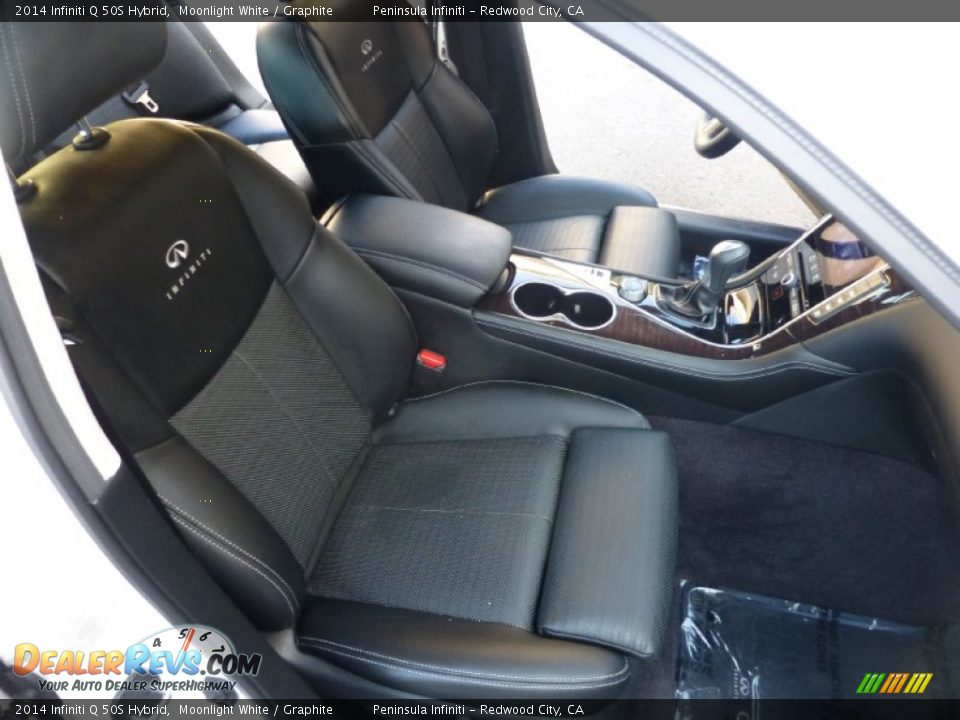 Front Seat of 2014 Infiniti Q 50S Hybrid Photo #26
