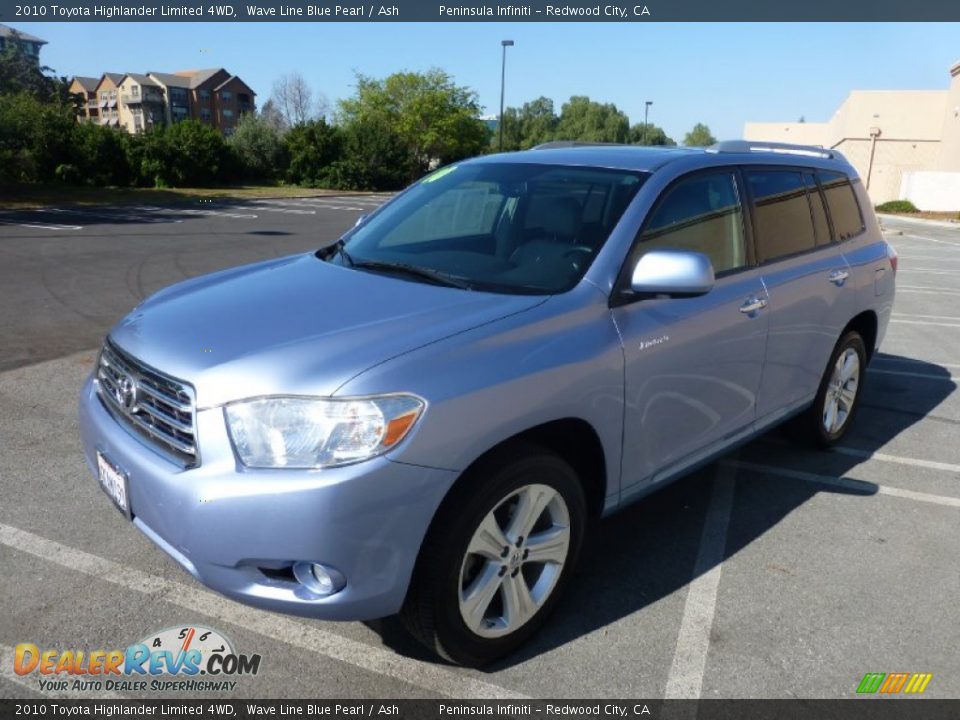 Front 3/4 View of 2010 Toyota Highlander Limited 4WD Photo #10