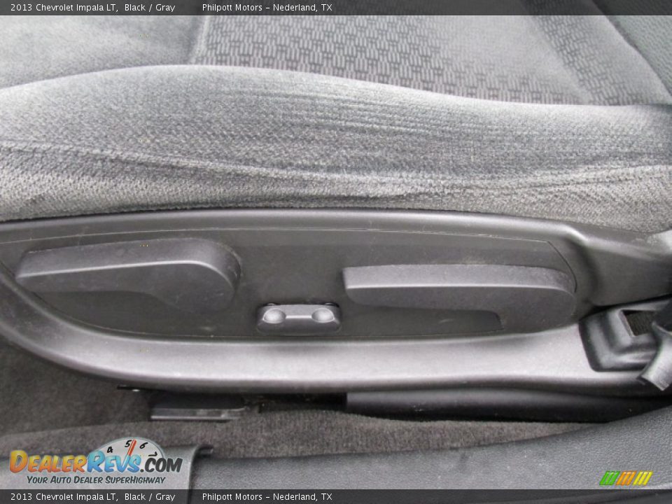 2013 Chevrolet Impala LT Black / Gray Photo #35
