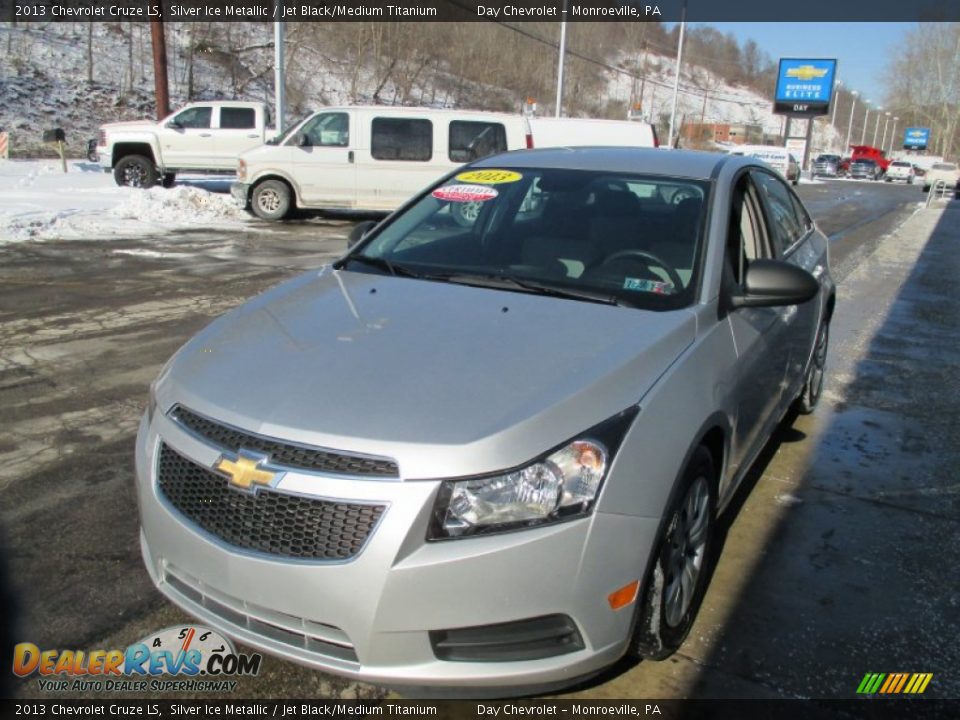 2013 Chevrolet Cruze LS Silver Ice Metallic / Jet Black/Medium Titanium Photo #8