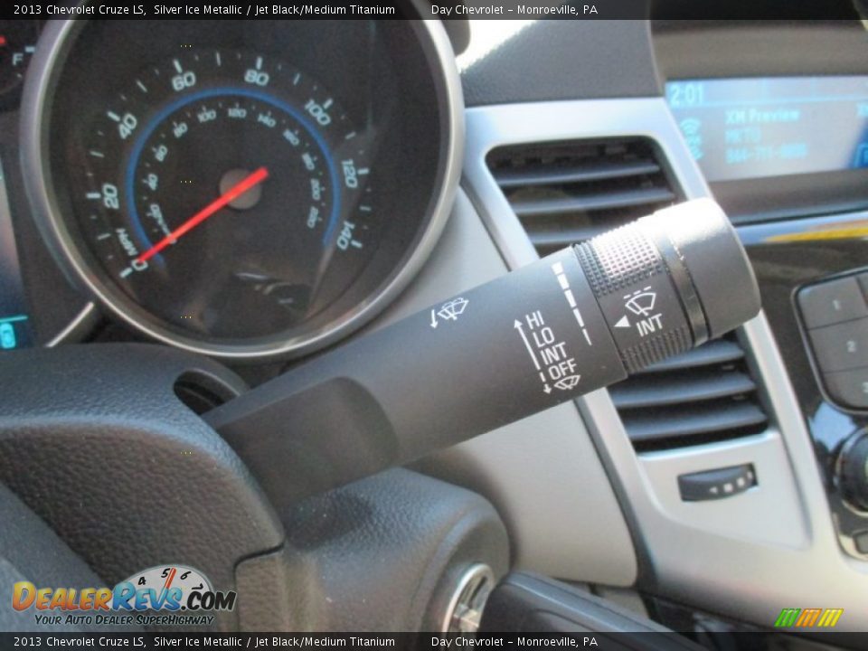 2013 Chevrolet Cruze LS Silver Ice Metallic / Jet Black/Medium Titanium Photo #29