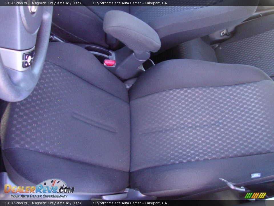 2014 Scion xD Magnetic Gray Metallic / Black Photo #18