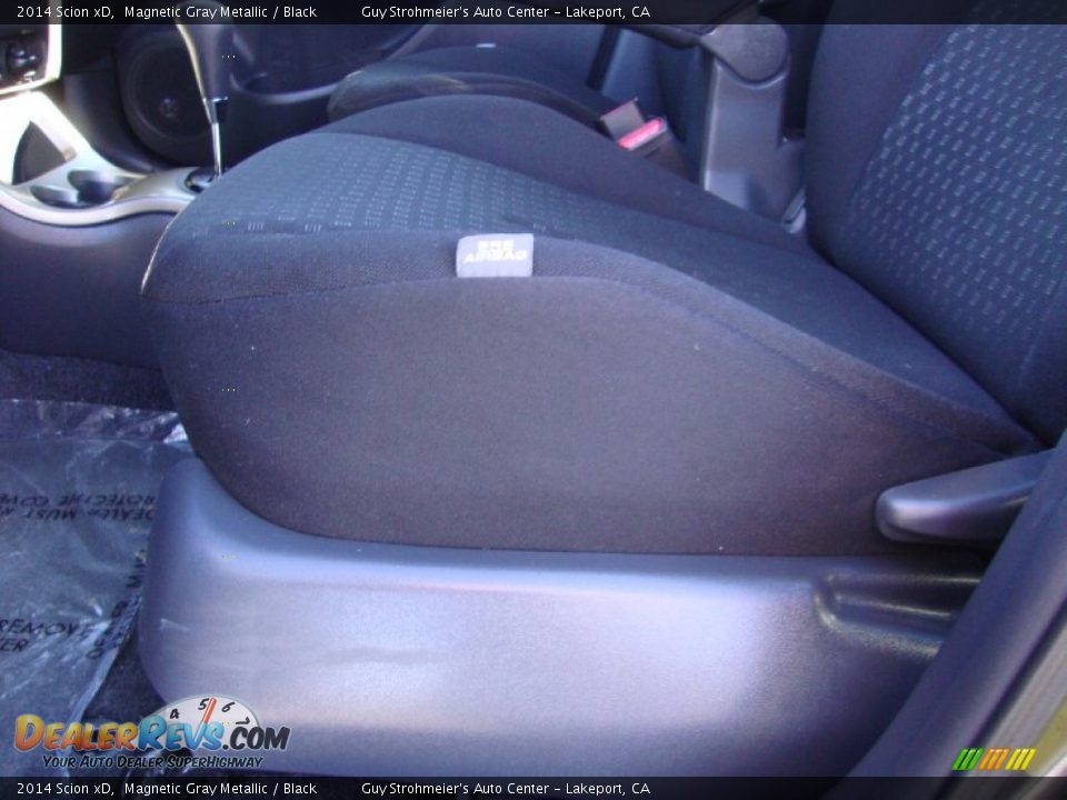 2014 Scion xD Magnetic Gray Metallic / Black Photo #19