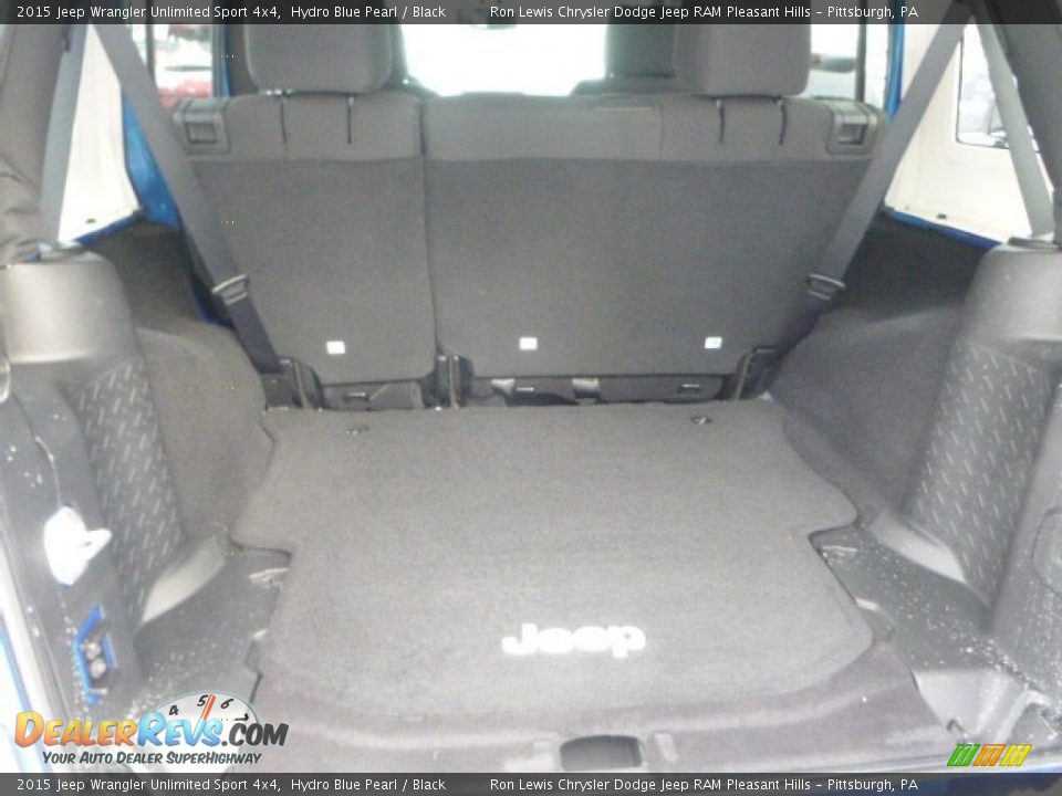 2015 Jeep Wrangler Unlimited Sport 4x4 Hydro Blue Pearl / Black Photo #4